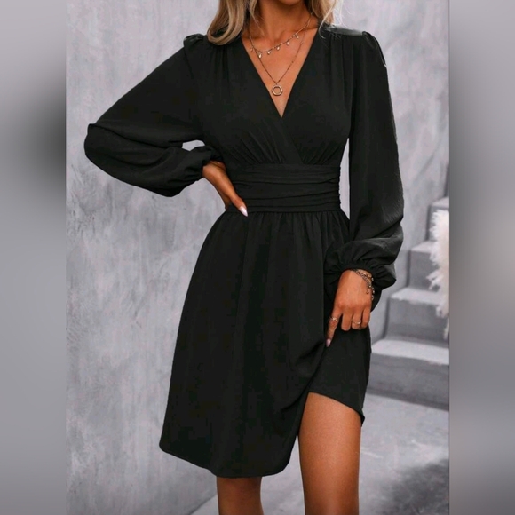 * NEW Chic Ruched Waist Lantern Sleeve Dress Black - Picture 5 of 10